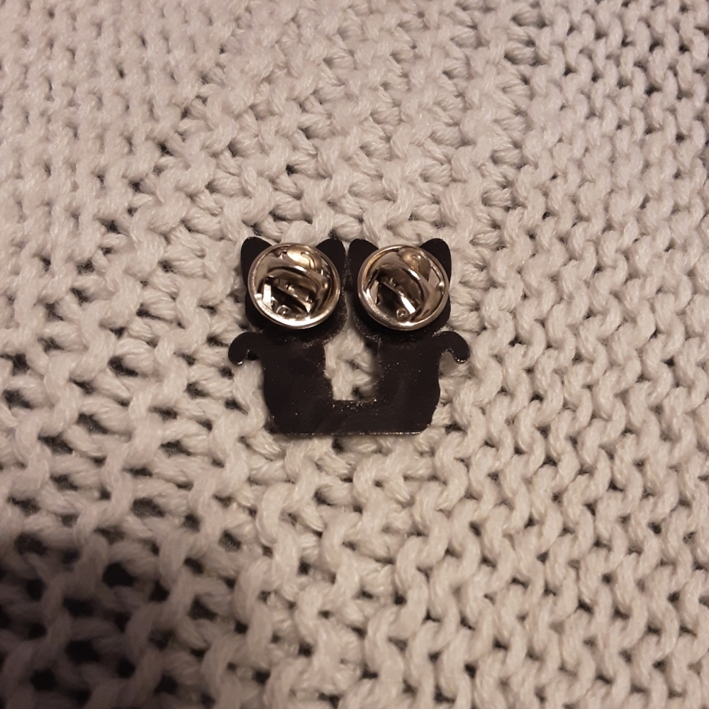 Luna lapel pin - Picture 5 of 6